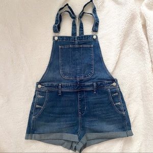 SIZE M | Old Navy Jean Short Overalls